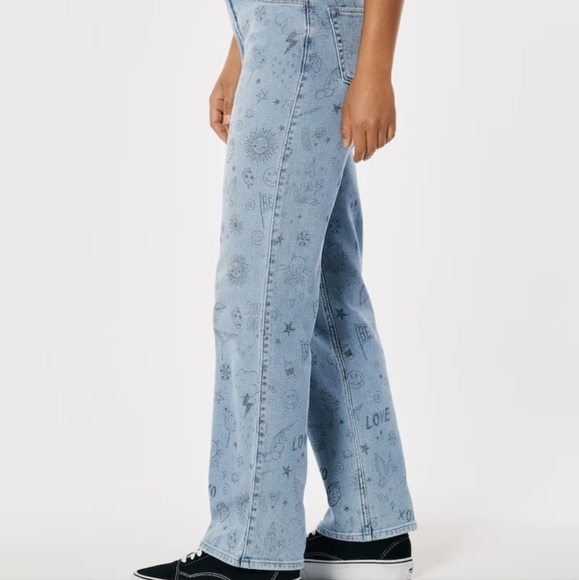 Hollister Ultra High Rise Love Message Dad Jeans 26W Graphic skull, birds, cats - Picture 2 of 10